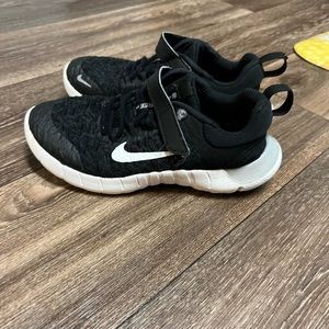 Kids sneakers